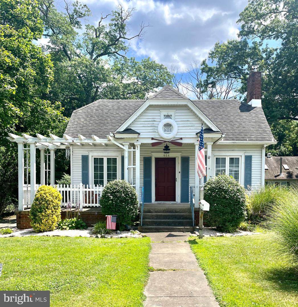404 Garden Street - Photo 1