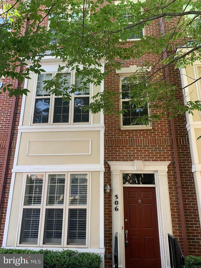 506 Governors Court - Photo 1