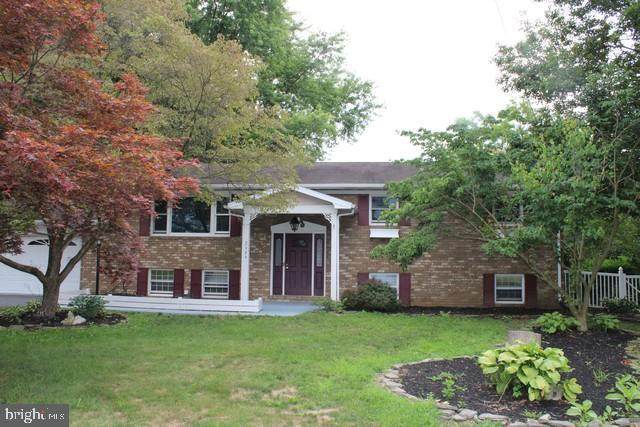 2964 Roosevelt Drive - Photo 1