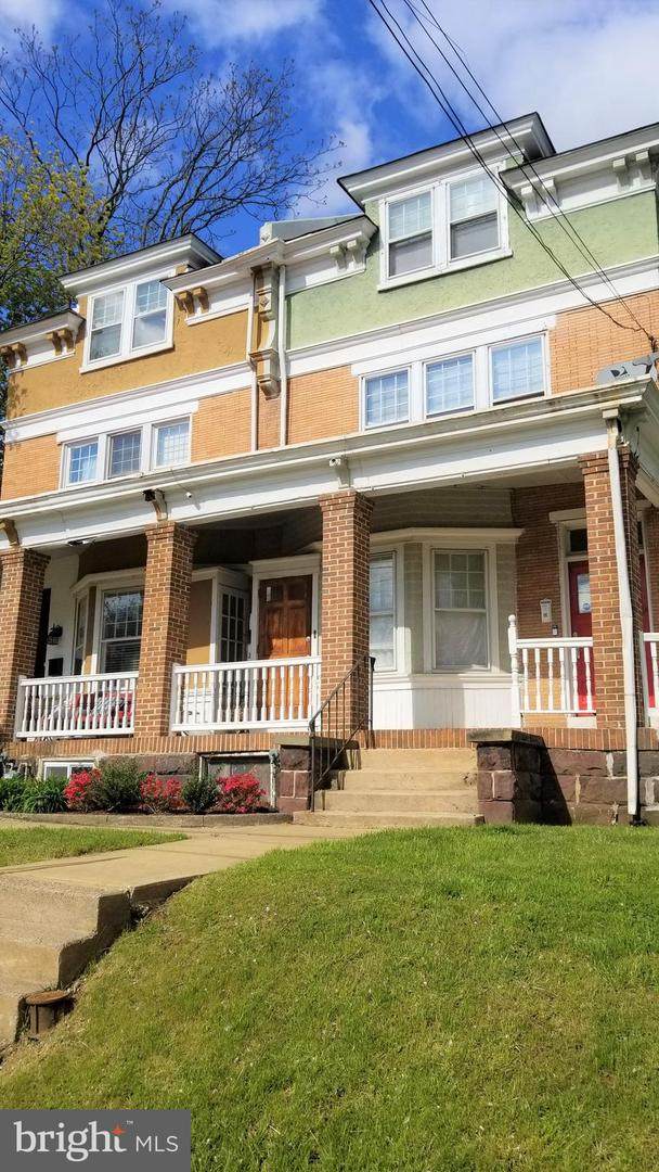 301 18TH Street - Photo 1