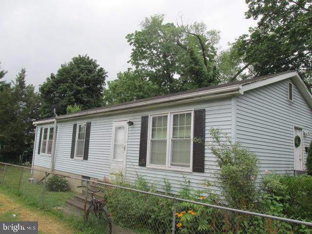 1608 6TH Street - Photo 1