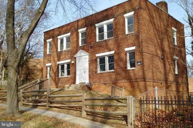 2604 29TH Street - Photo 1