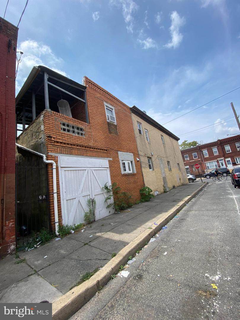 2217 8TH Street - Photo 1