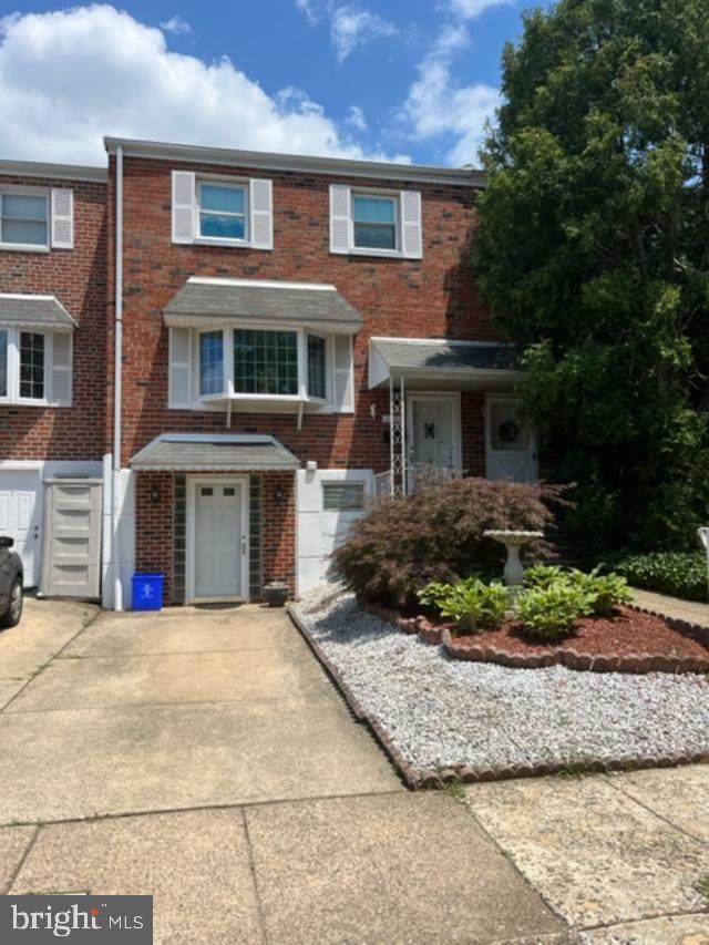 10805 Rayland Road - Photo 1