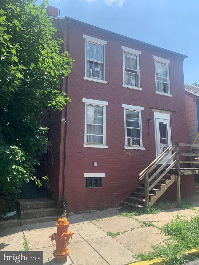 708 High Street - Photo 1
