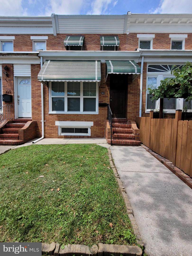362 Drew Street - Photo 1