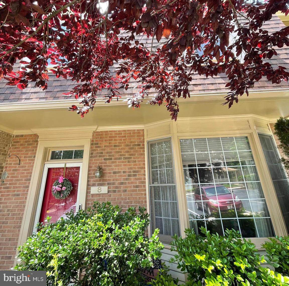 8 Hickory Hill Court - Photo 1