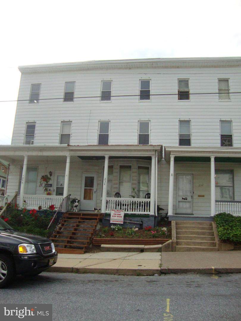 234 Locust Street - Photo 1