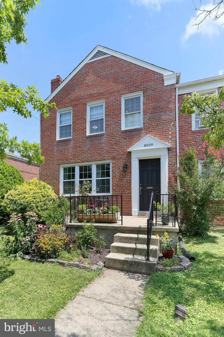 8509 Pleasant Plains Road - Photo 1
