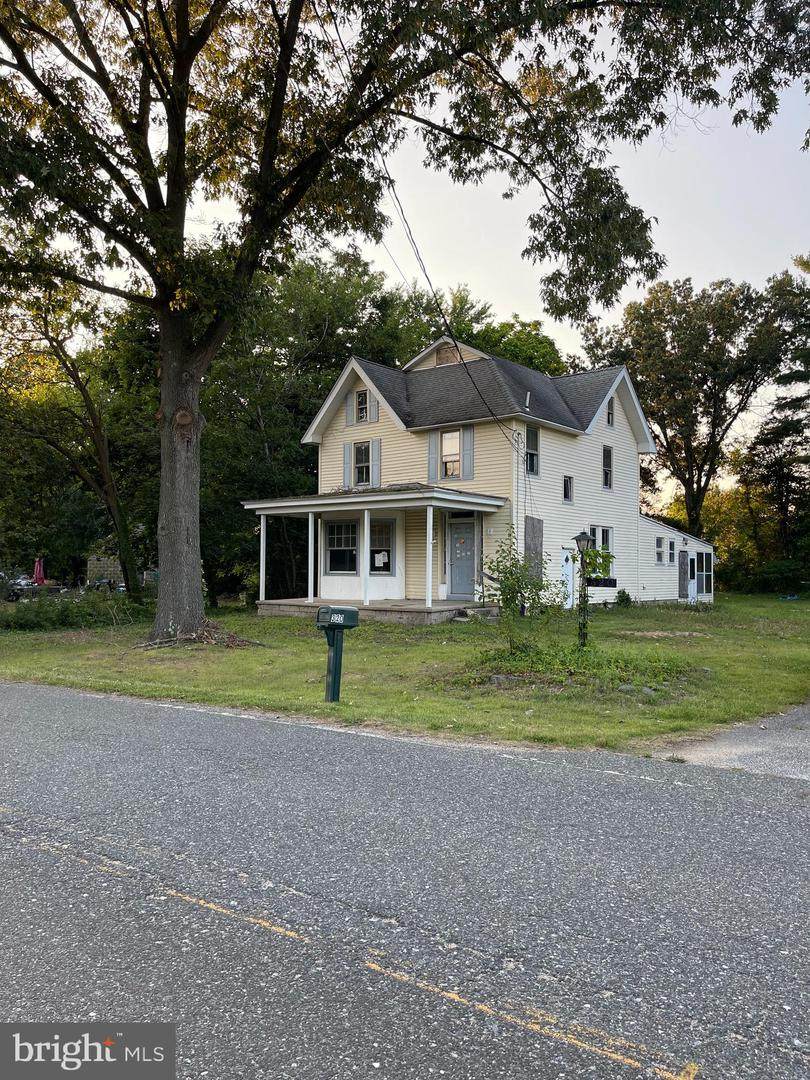 320 Ewan Road - Photo 1
