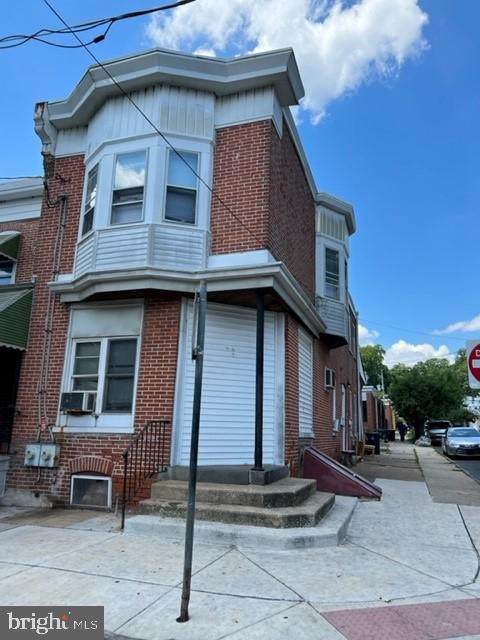 601 Van Buren Street - Photo 1