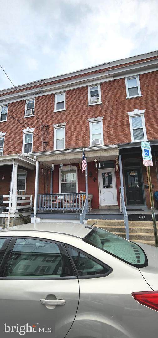 644 Madison Street - Photo 1