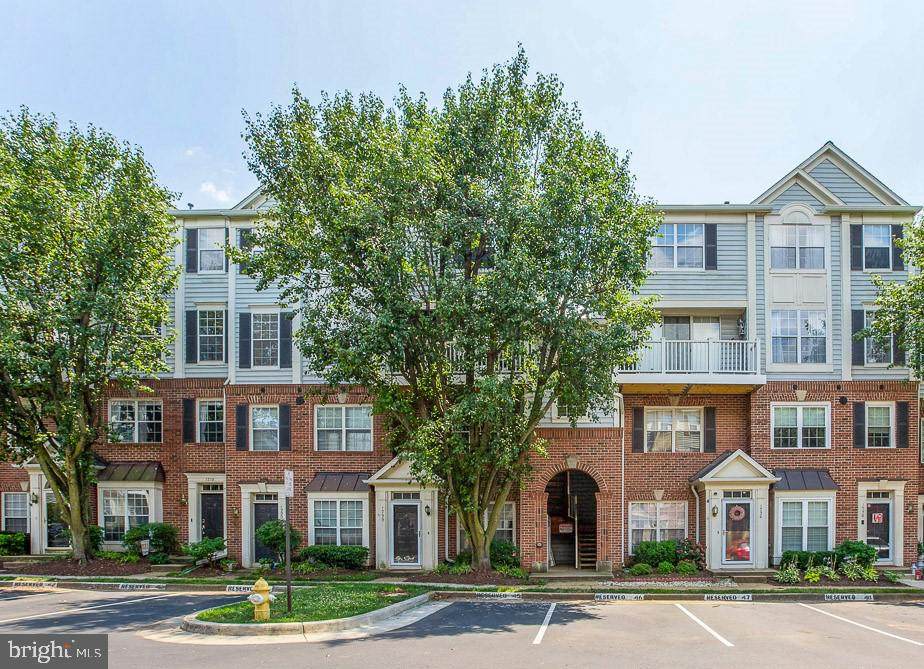 1724 Kingsgate Court - Photo 1