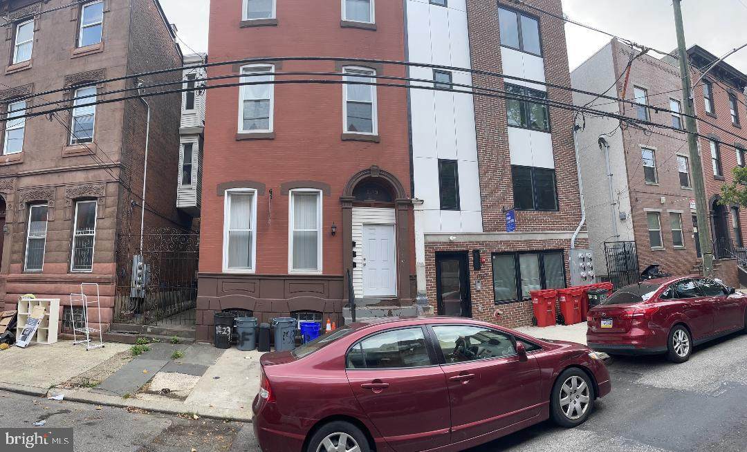 1513 17TH Street - Photo 1
