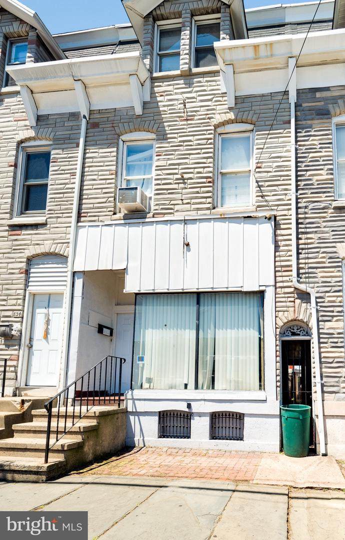836 10TH Street - Photo 1