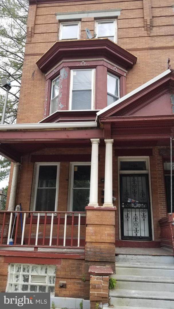 3423 17TH Street - Photo 1