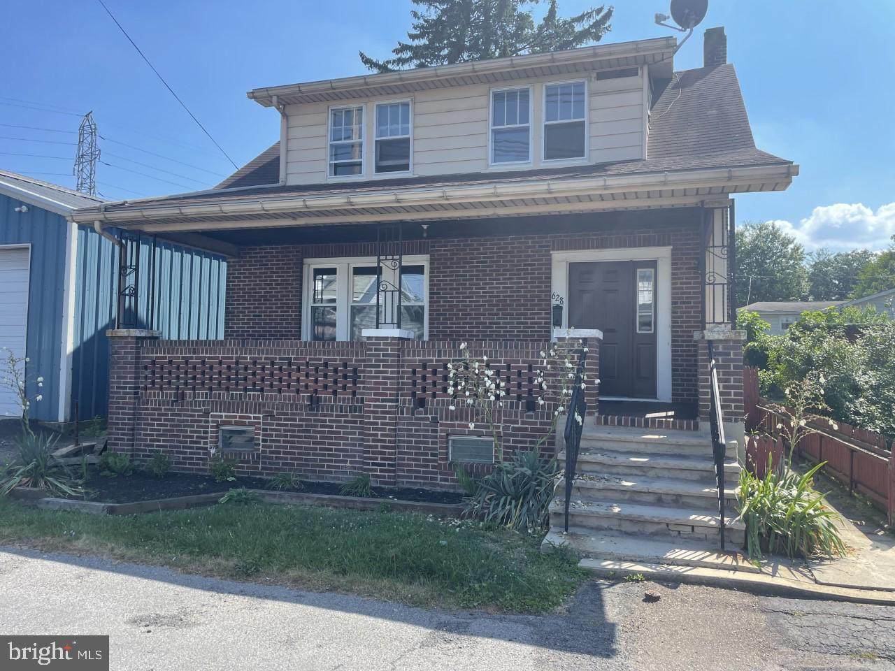 628 S Lehigh Avenue - Photo 1