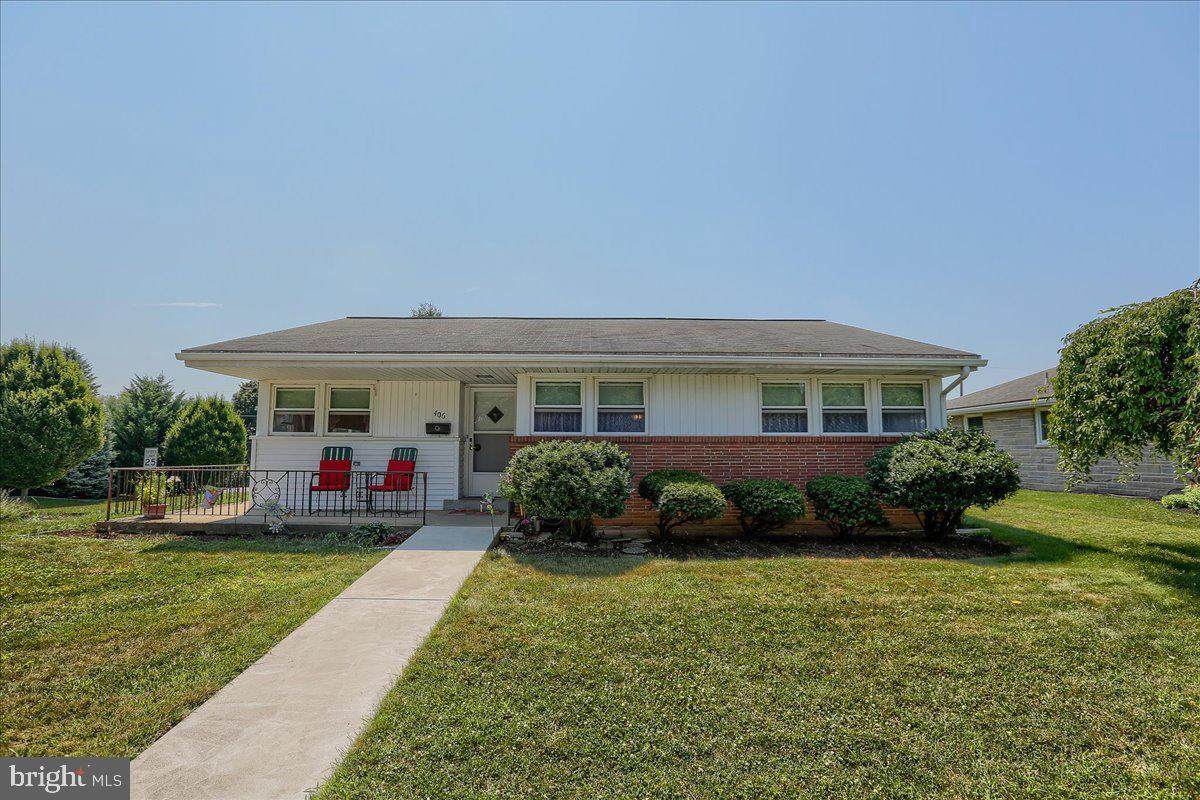 406 Caracas Avenue - Photo 1
