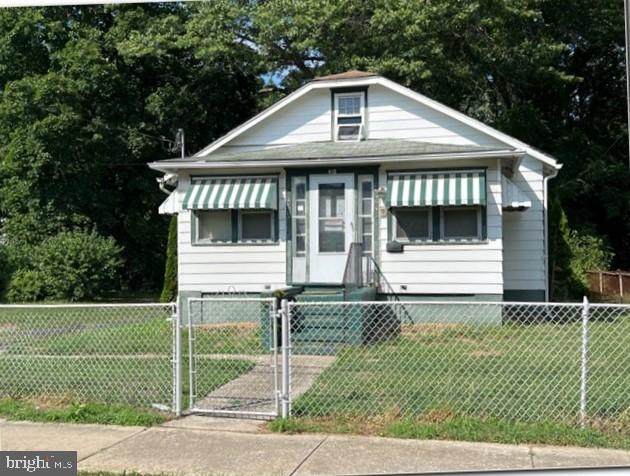 410 Magnolia Street - Photo 1