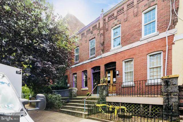 422 43RD Street - Photo 1