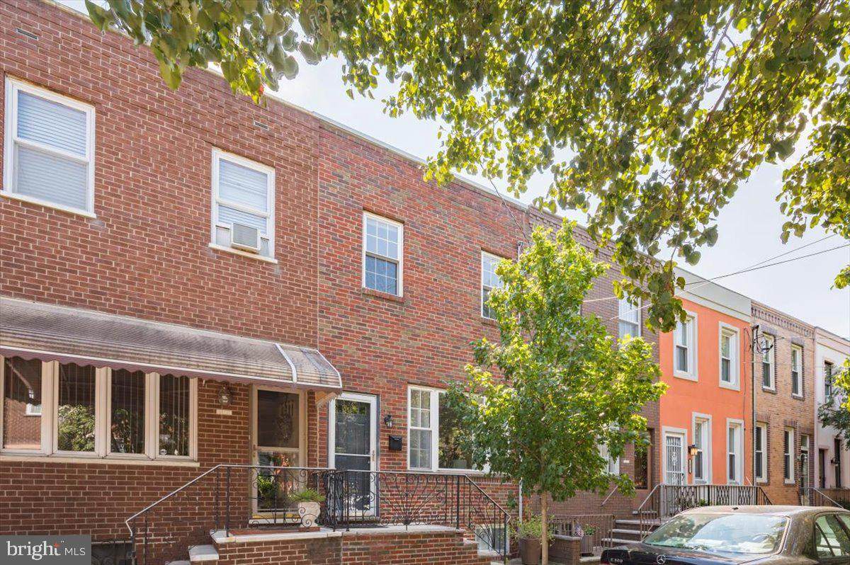 1403 Juniper Street - Photo 1