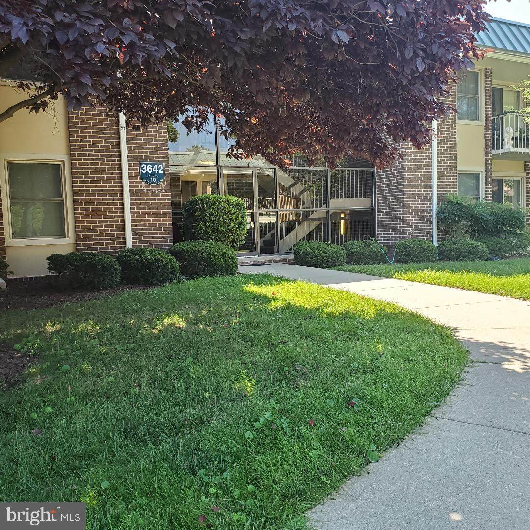 3642 Gleneagles Drive - Photo 1