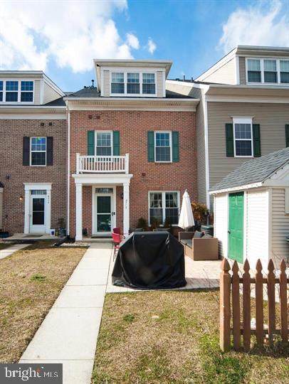 8712 Green Field Court - Photo 1