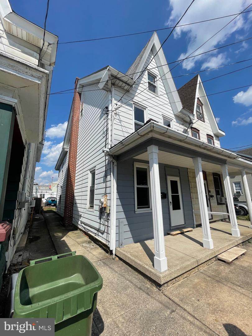 64 Tulpehocken Street - Photo 1