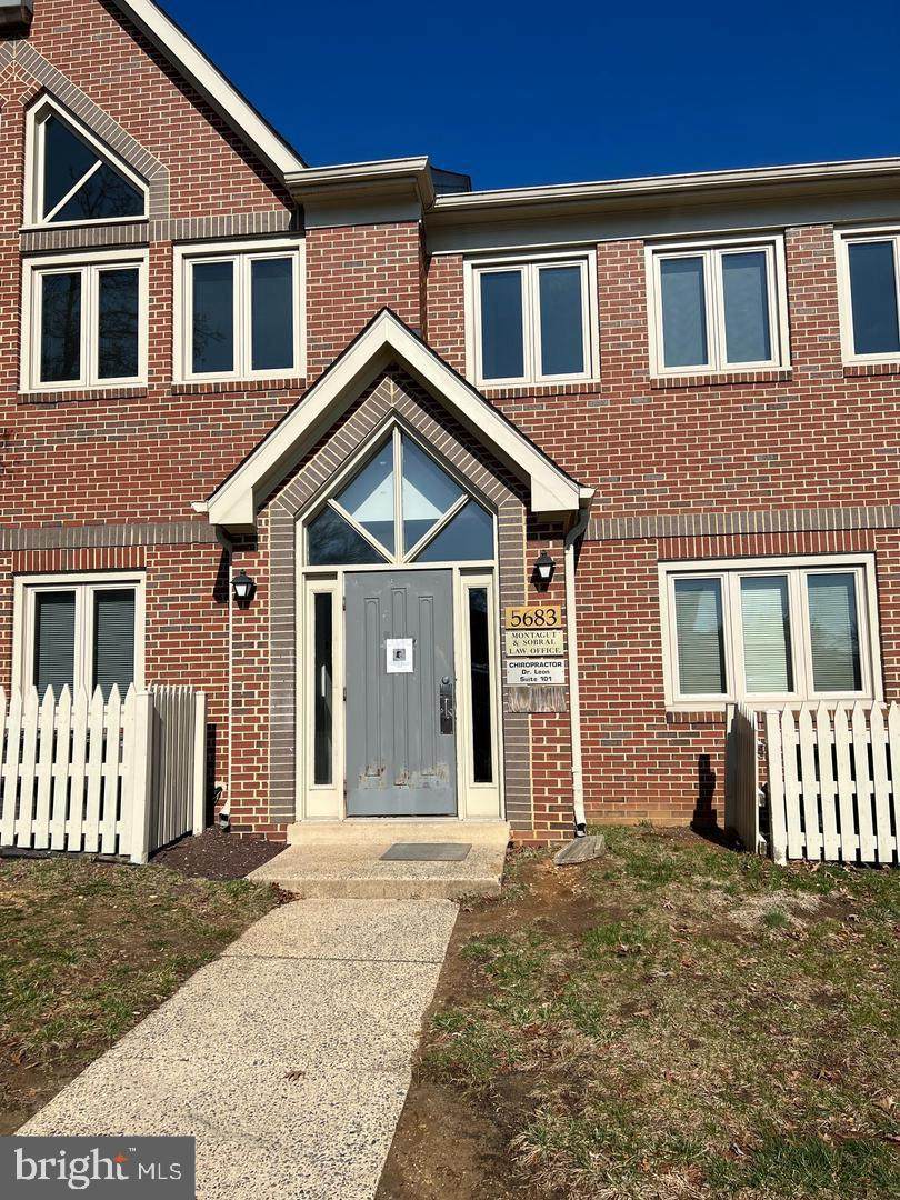 5683 Columbia Pike - Photo 1