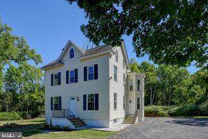 770 Woodbourne Road - Photo 1