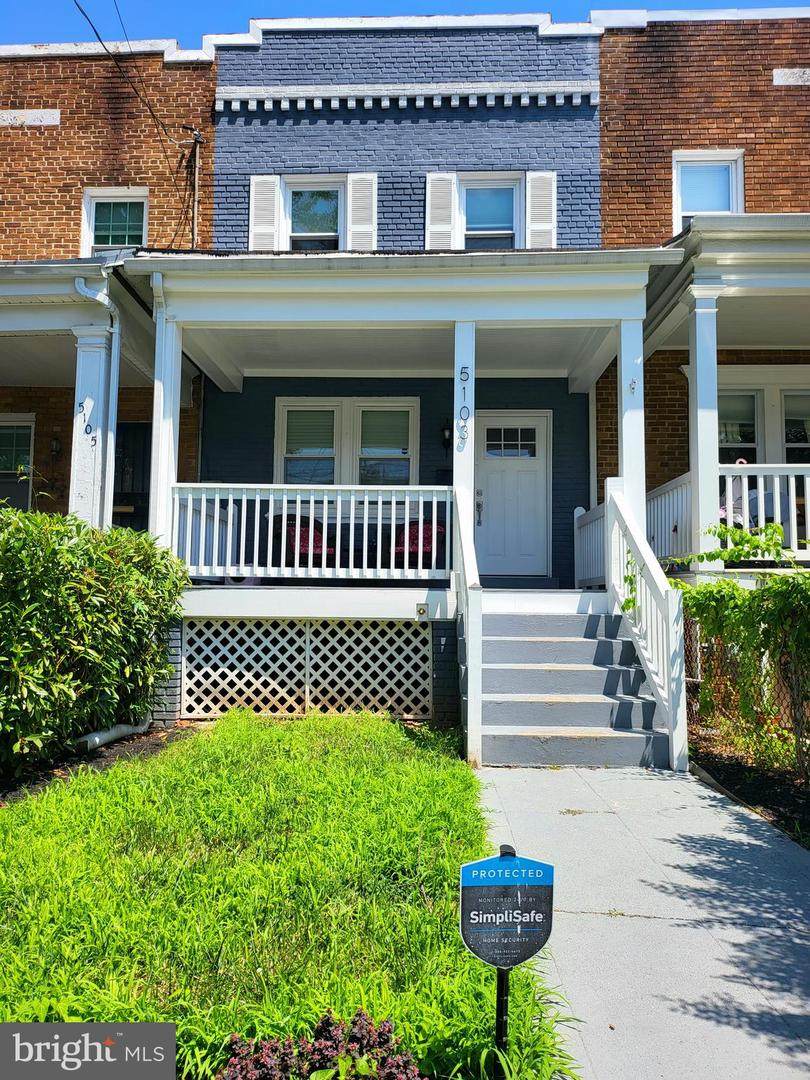 5103 8TH Street - Photo 1