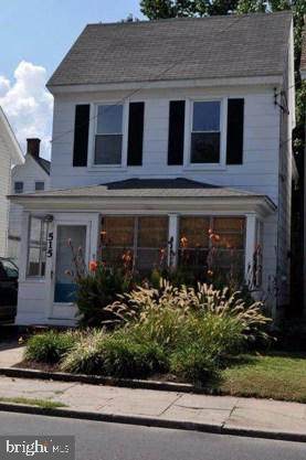 515 Academy Street - Photo 1