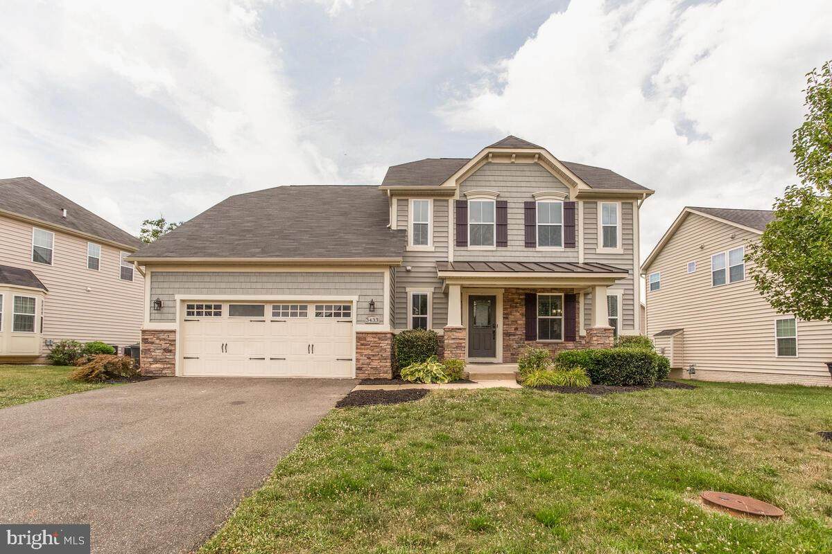 3433 Linden Grove Drive - Photo 1
