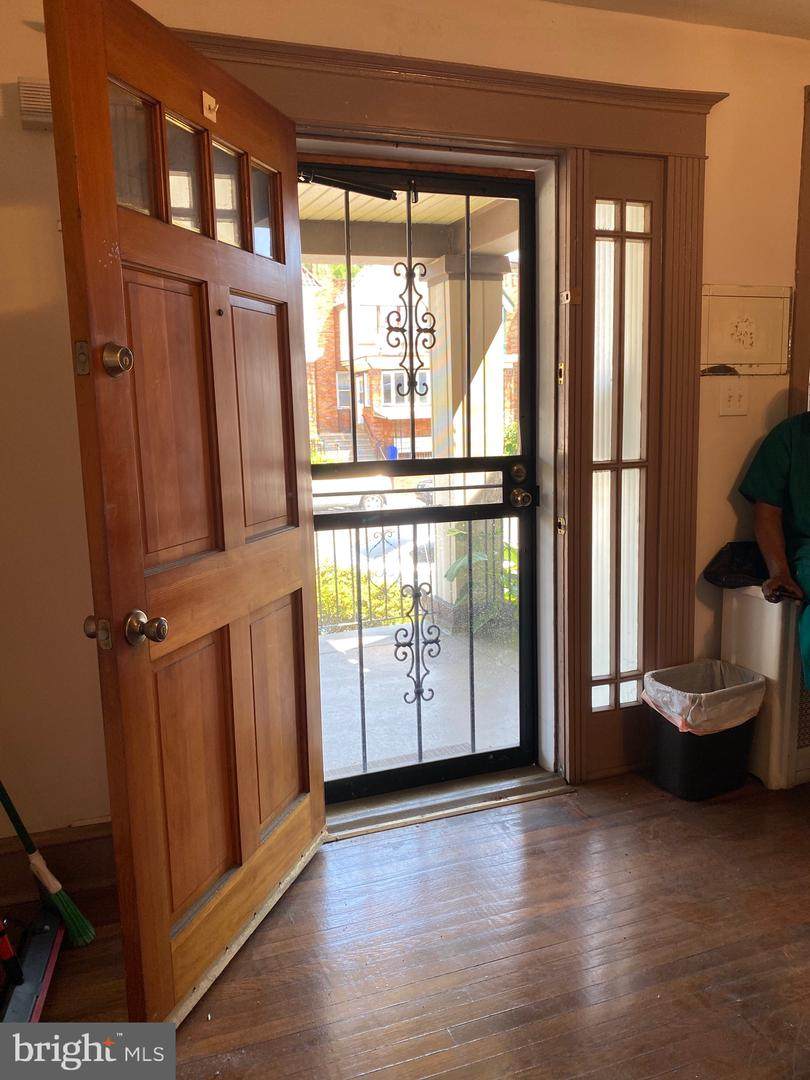 170 Godfrey Avenue - Photo 1