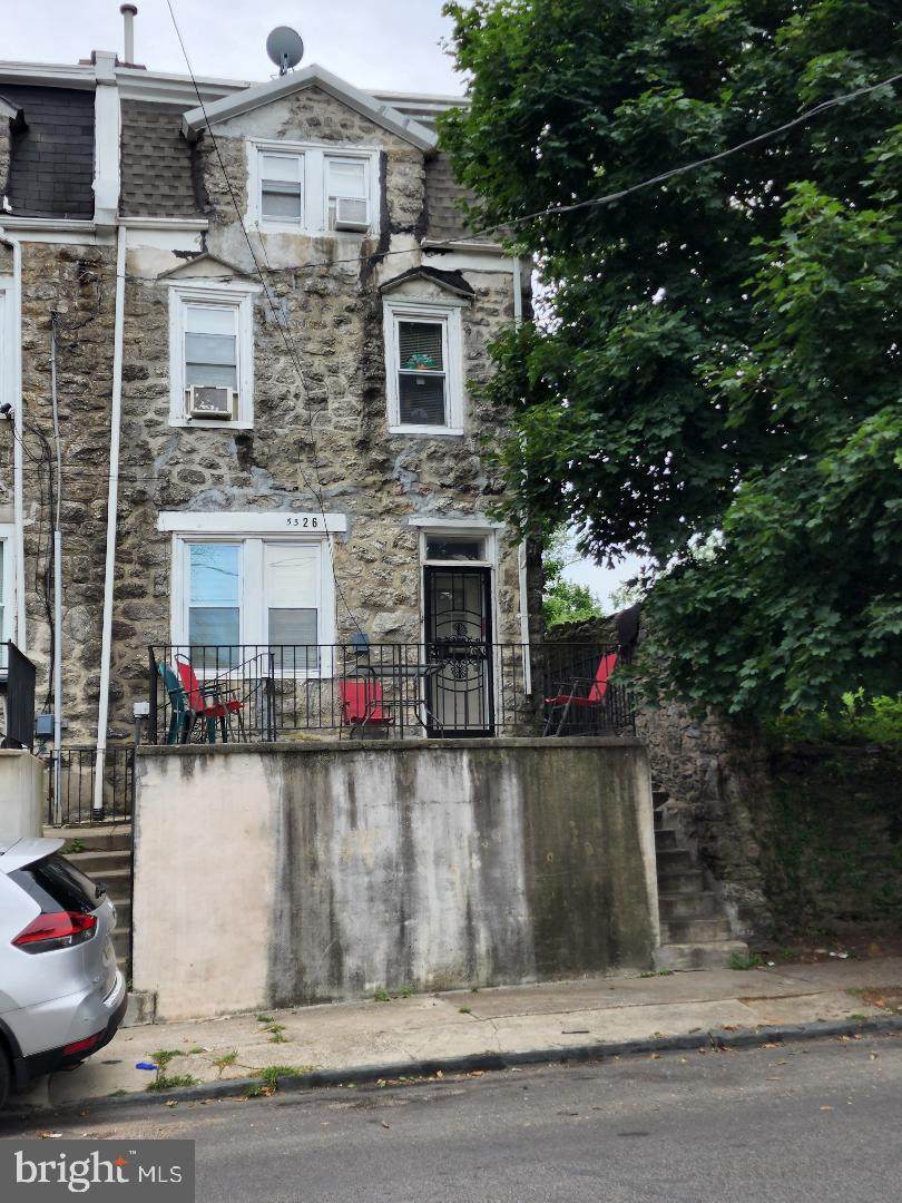 5326 Magnolia Street - Photo 1