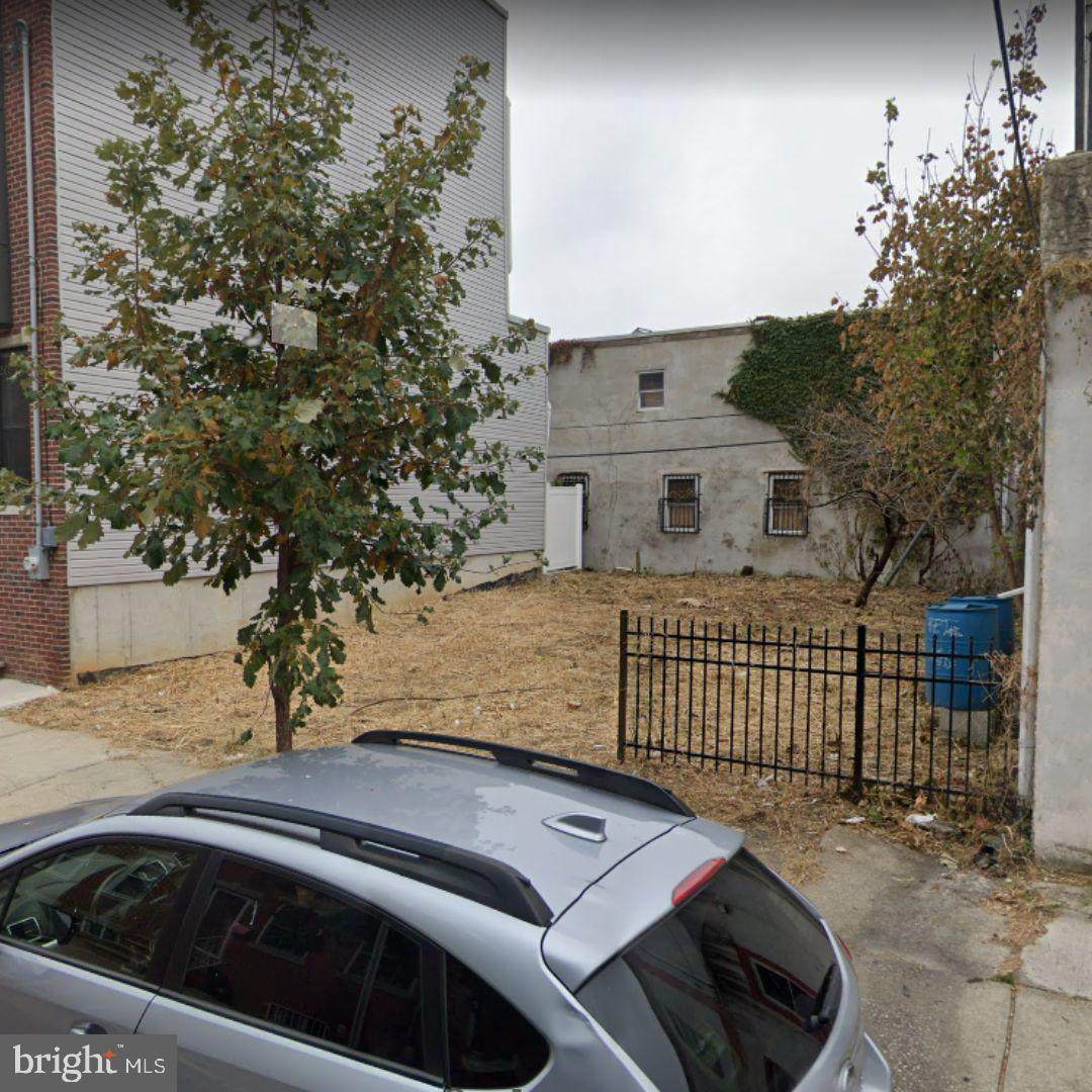 734 Dudley Street - Photo 1