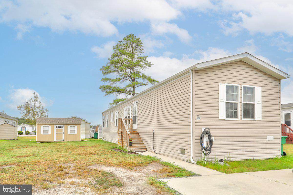 35549 Pine Drive - Photo 1