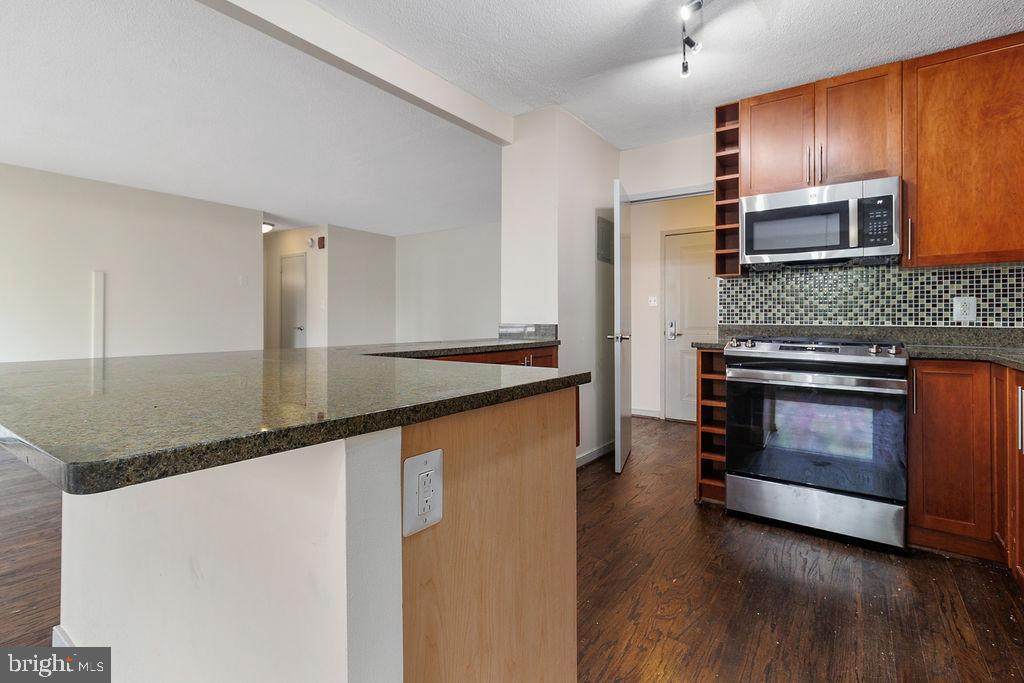 7333 New Hampshire Avenue - Photo 1
