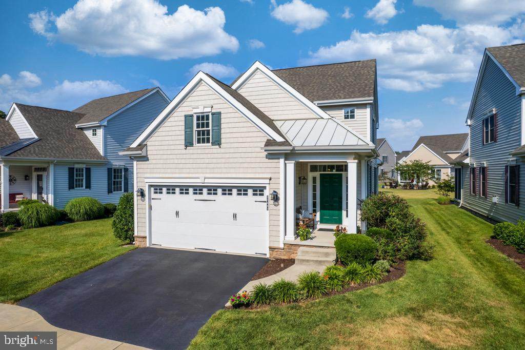 36447 Warwick Drive - Photo 1