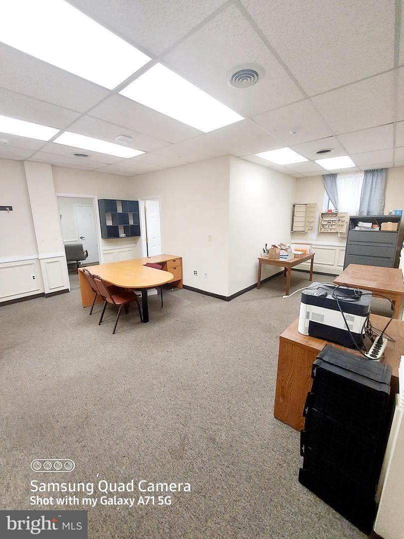 354 Broad Street - Photo 1