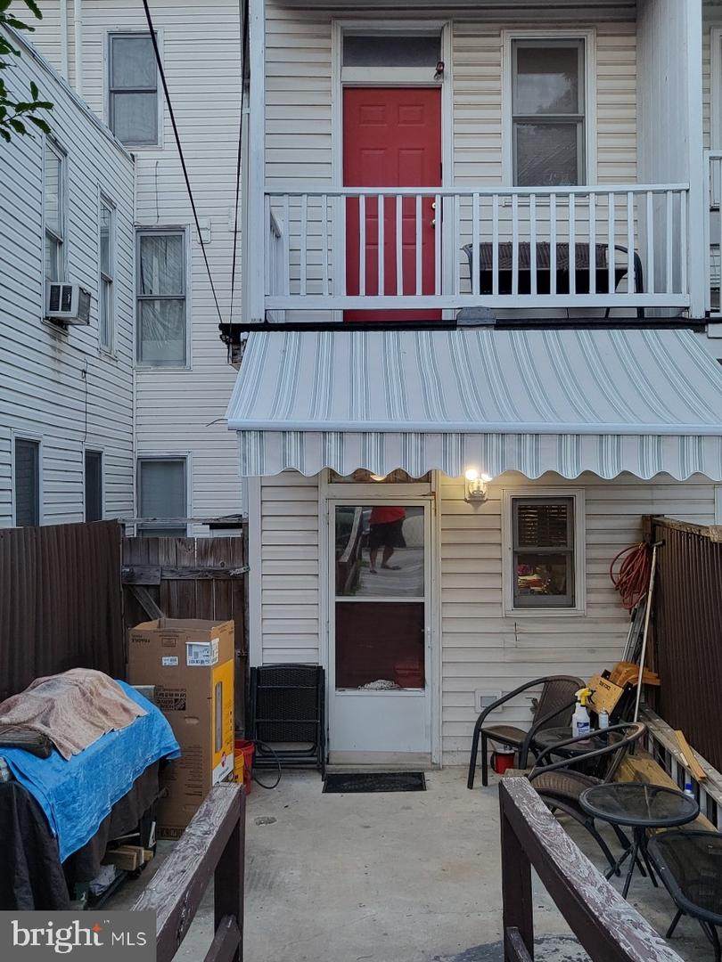 2158 7TH Street - Photo 1
