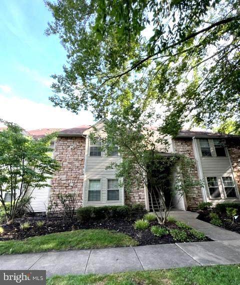 421 Tavistock - Photo 1