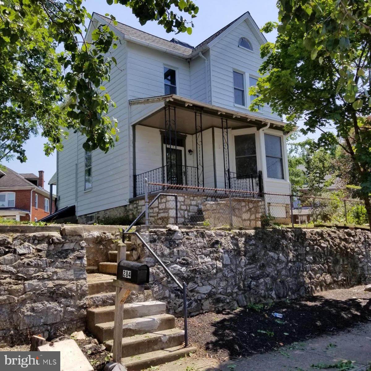 284 Frederick Street - Photo 1