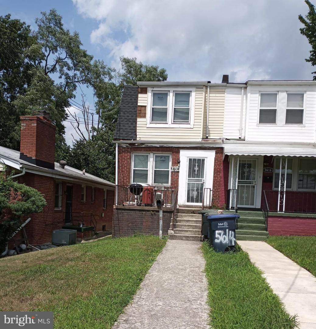 5614 Blaine Street - Photo 1