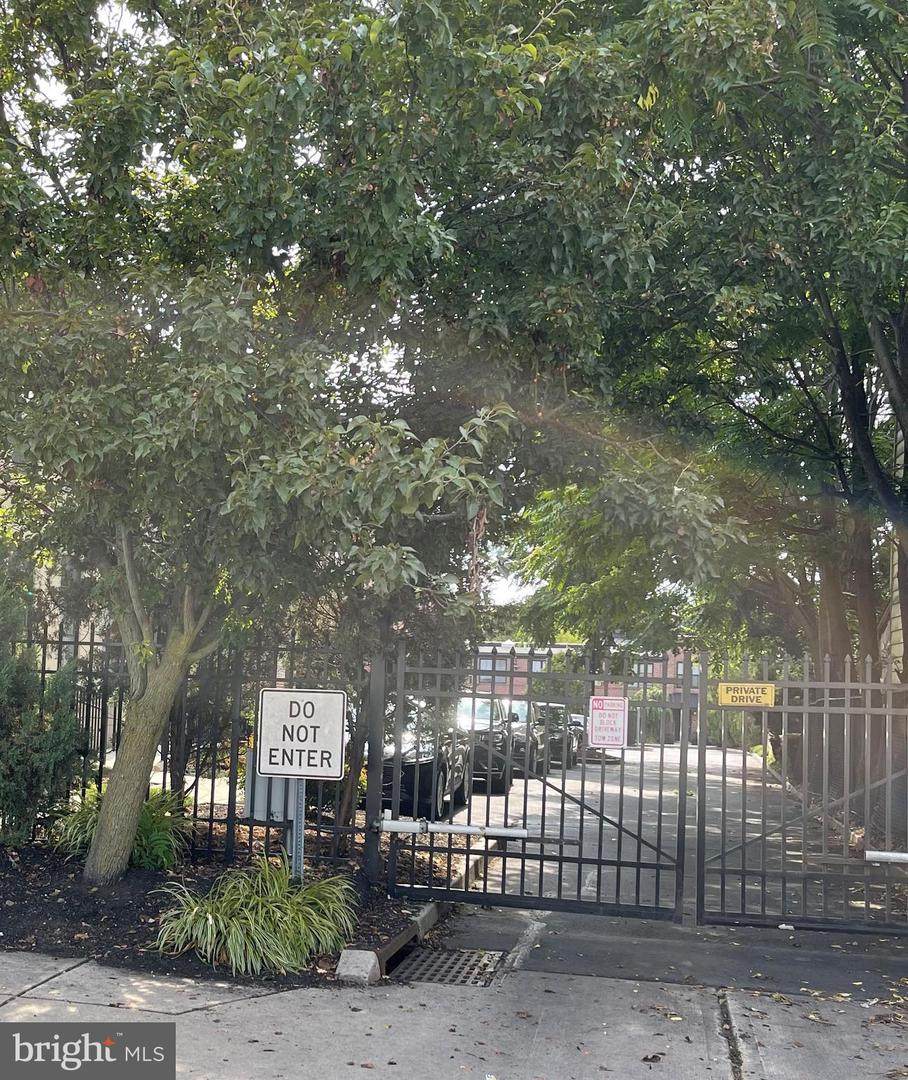 20 Swan Street - Photo 1