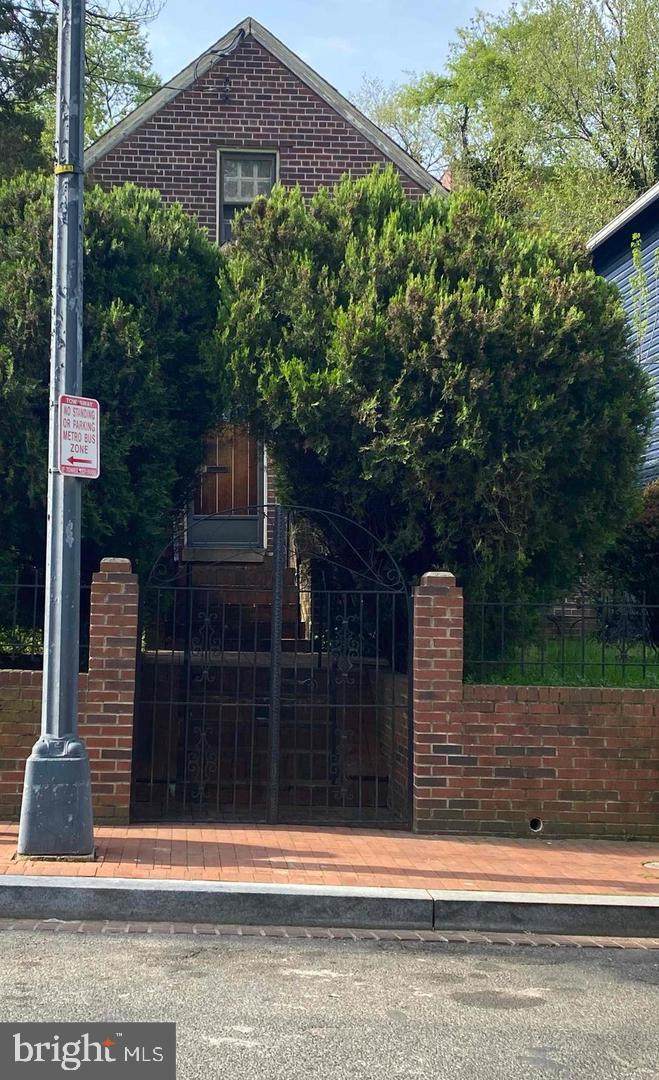 1519 W Street - Photo 1