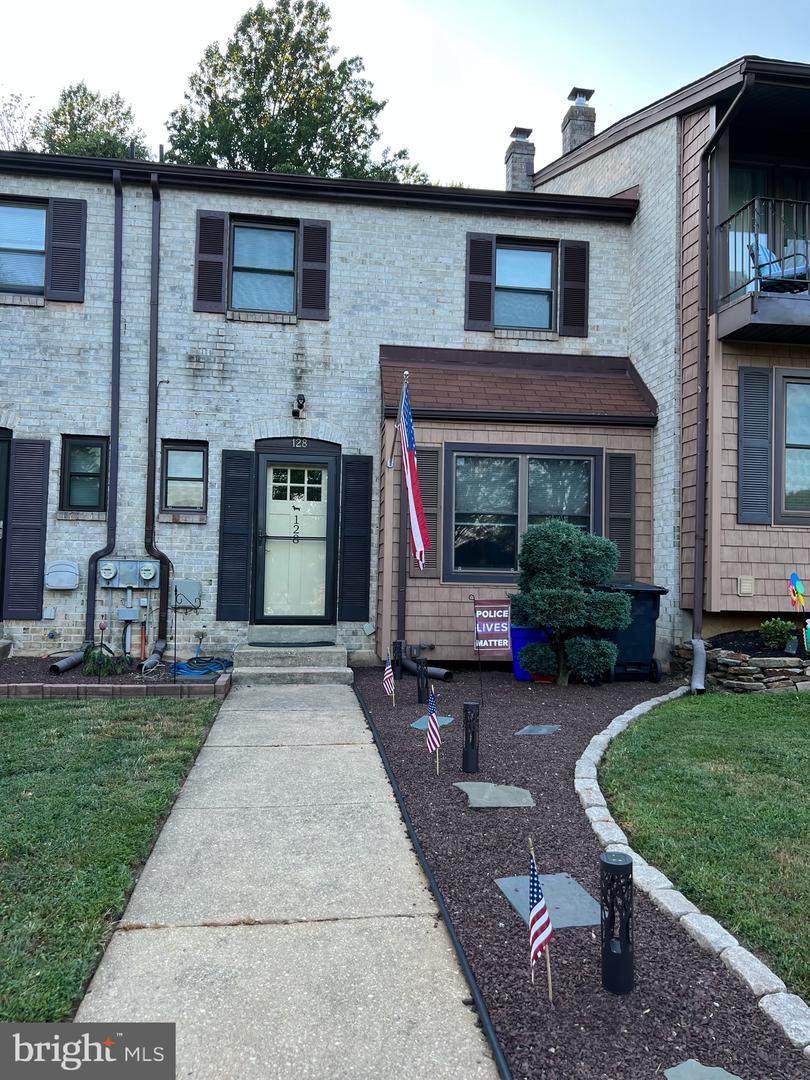 128 Bishop Drive - Photo 1