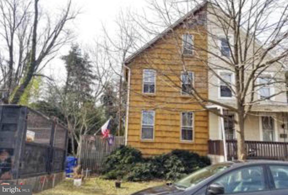5214 Wilton Heights Avenue - Photo 1