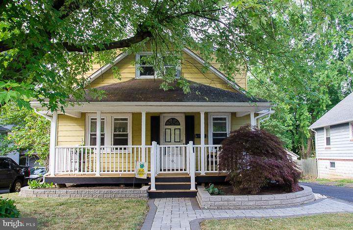 306 Inman Terrace - Photo 1