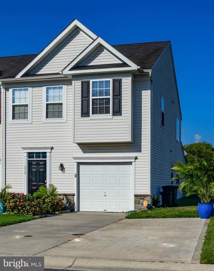 213 Garrison Way - Photo 1